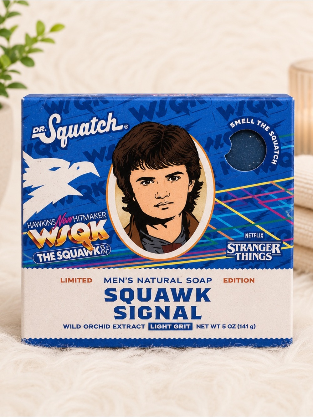 Dr. Squatch Squawk Signal Men’s Natural Soap – Blue
